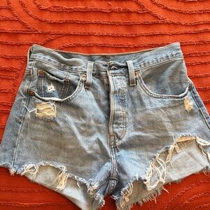 501 Levi cut offs